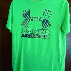 Boys under armour t shirt
